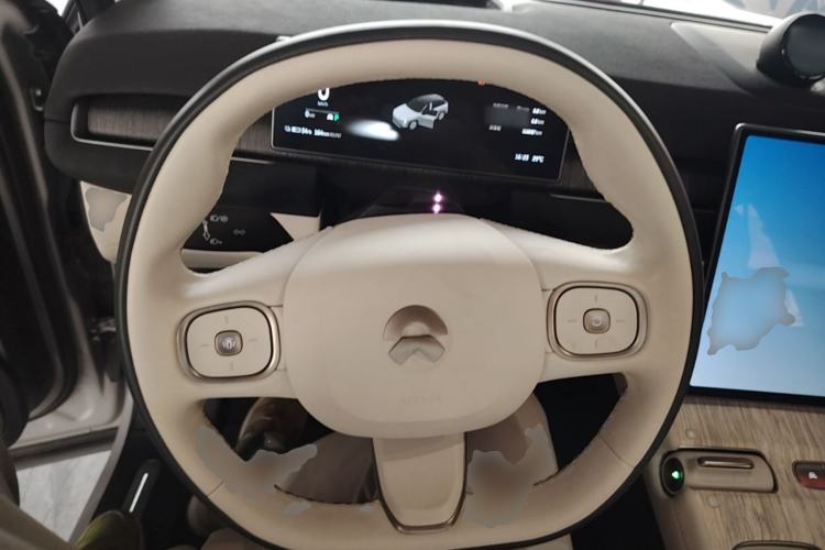 Used Nio ES7 2022 75 kWh Steering Wheel