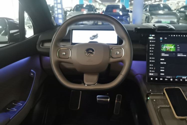 Used Nio ES7 2022 100 kWh Steering Wheel