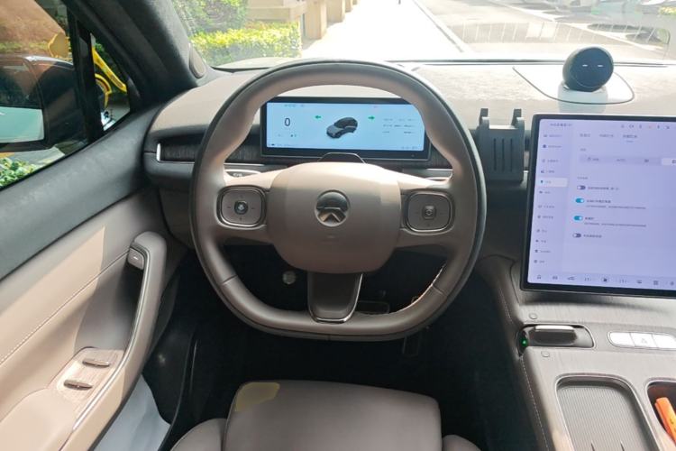 Used Nio ES7 2022 75 kWh Steering Wheel