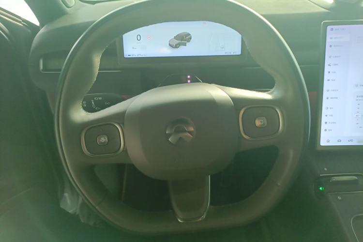 Used Nio ES7 2022 75 kWh Steering Wheel