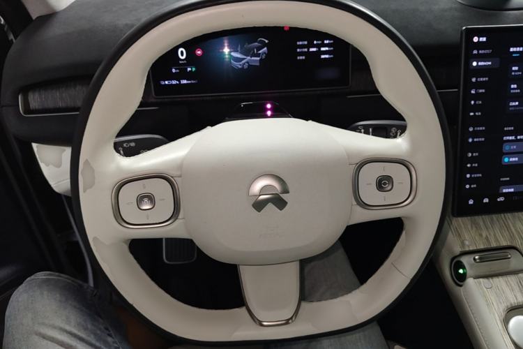 Used Nio ES7 2022 100kWh First Edition Steering Wheel