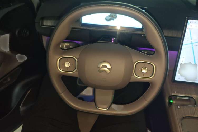 Used Nio ES7 2022 75 kWh Steering Wheel