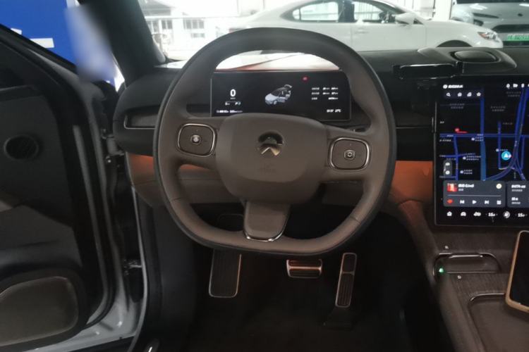 Used Nio ES7 2022 100 kWh Steering Wheel