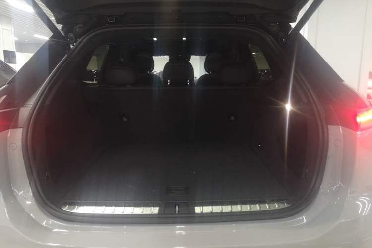 Used Nio ES7 2022 75 kWh Trunk