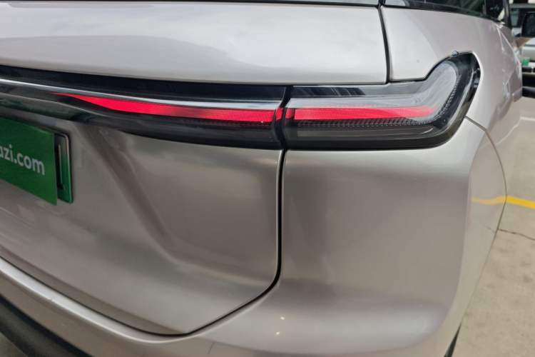 Used Nio ES7 2022 75 kWh Exterior 3