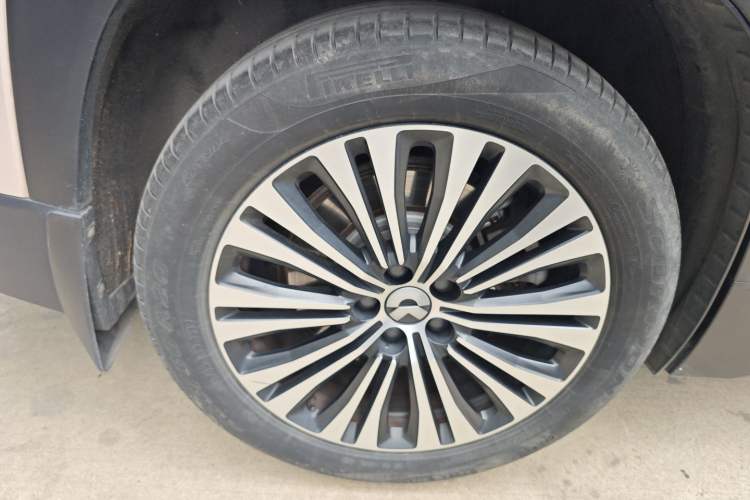 Used Nio ES7 2022 75 kWh Exterior 5