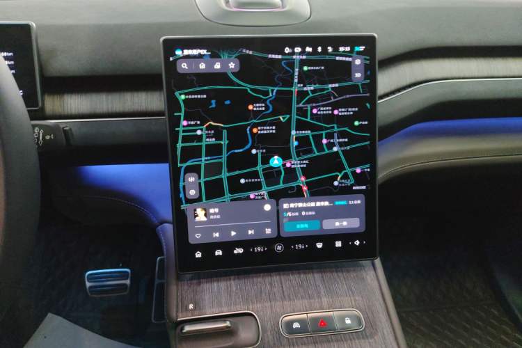 Used Nio ES7 2022 75 kWh Audio And AC Panel