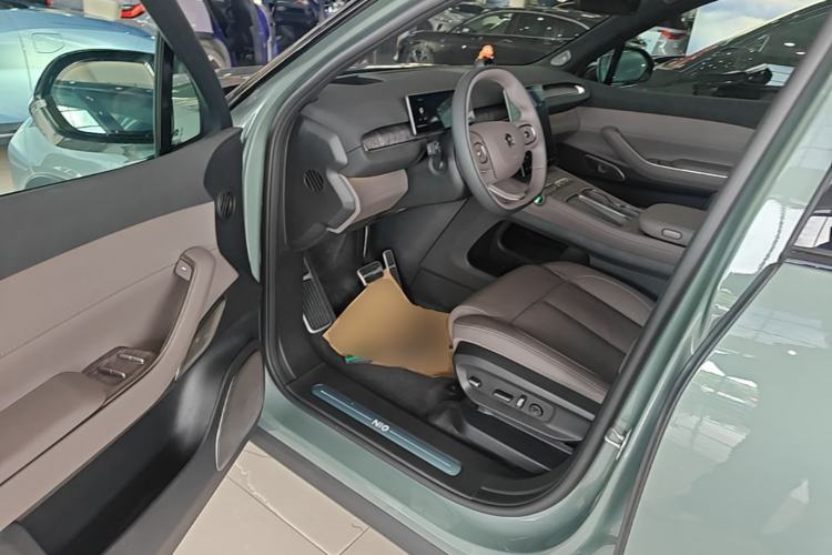 Used Nio ES7 2022 75 kWh Driver Seat
