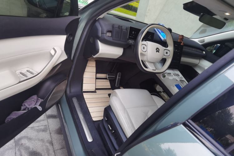 Used Nio ES7 2022 100kWh First Edition Driver Seat