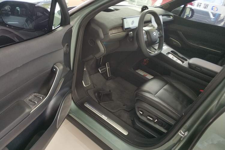 Used Nio ES7 2022 75 kWh Driver Seat