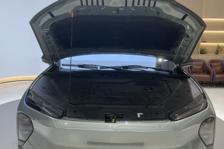 Used Nio ES7 2022 75 kWh Engine Bay