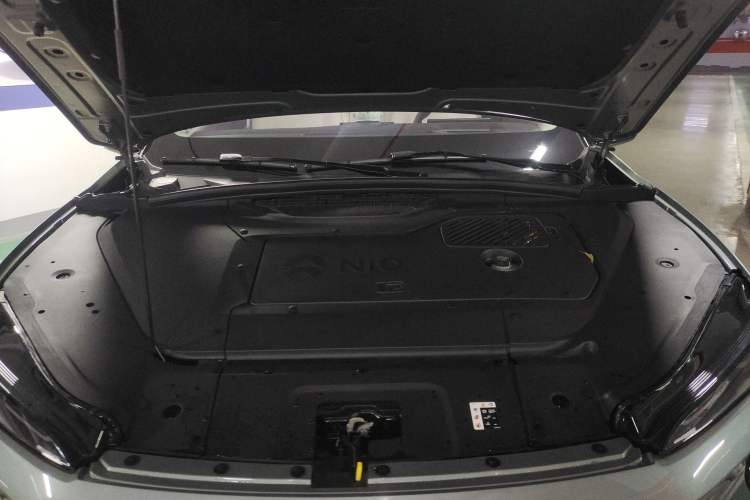 Used Nio ES7 2022 75 kWh Engine Bay