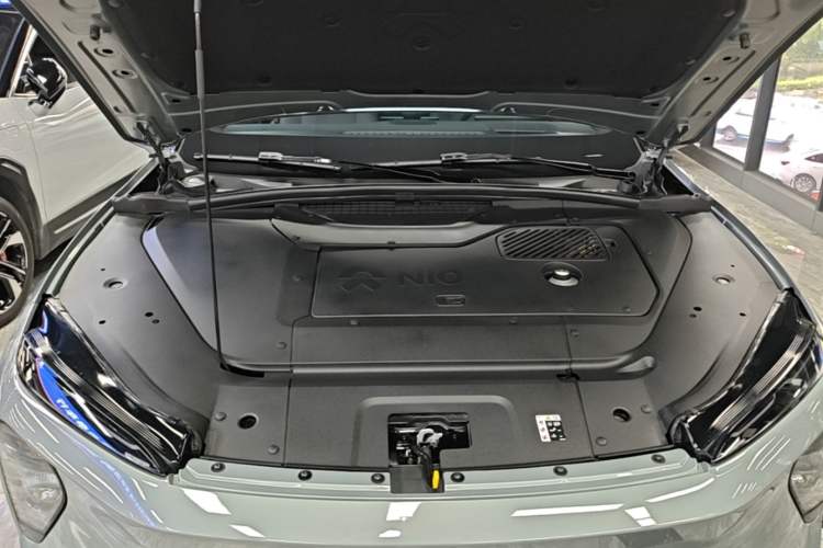 Used Nio ES7 2022 75 kWh Engine Bay