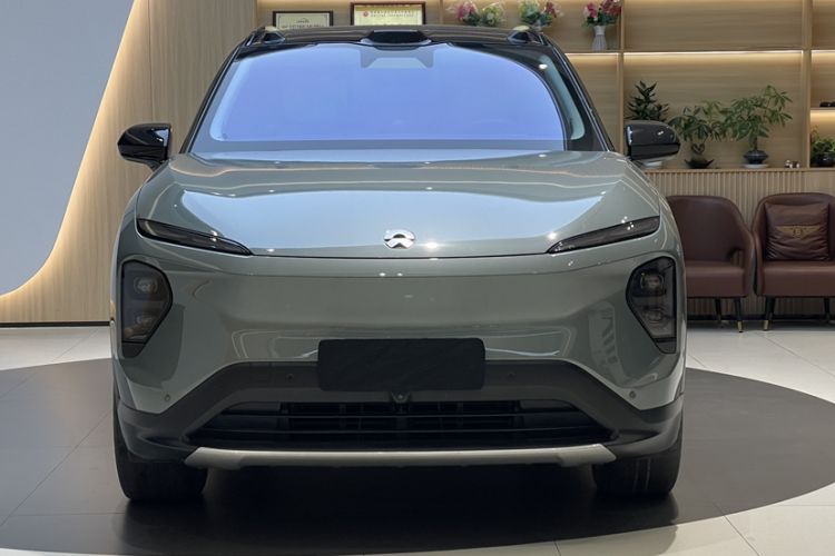 Used Nio ES7 2022 75 kWh Exterior 4