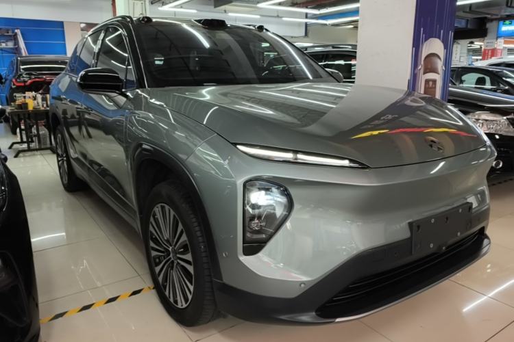 Used Nio ES7 2022 75 kWh Front Right 45 Deg