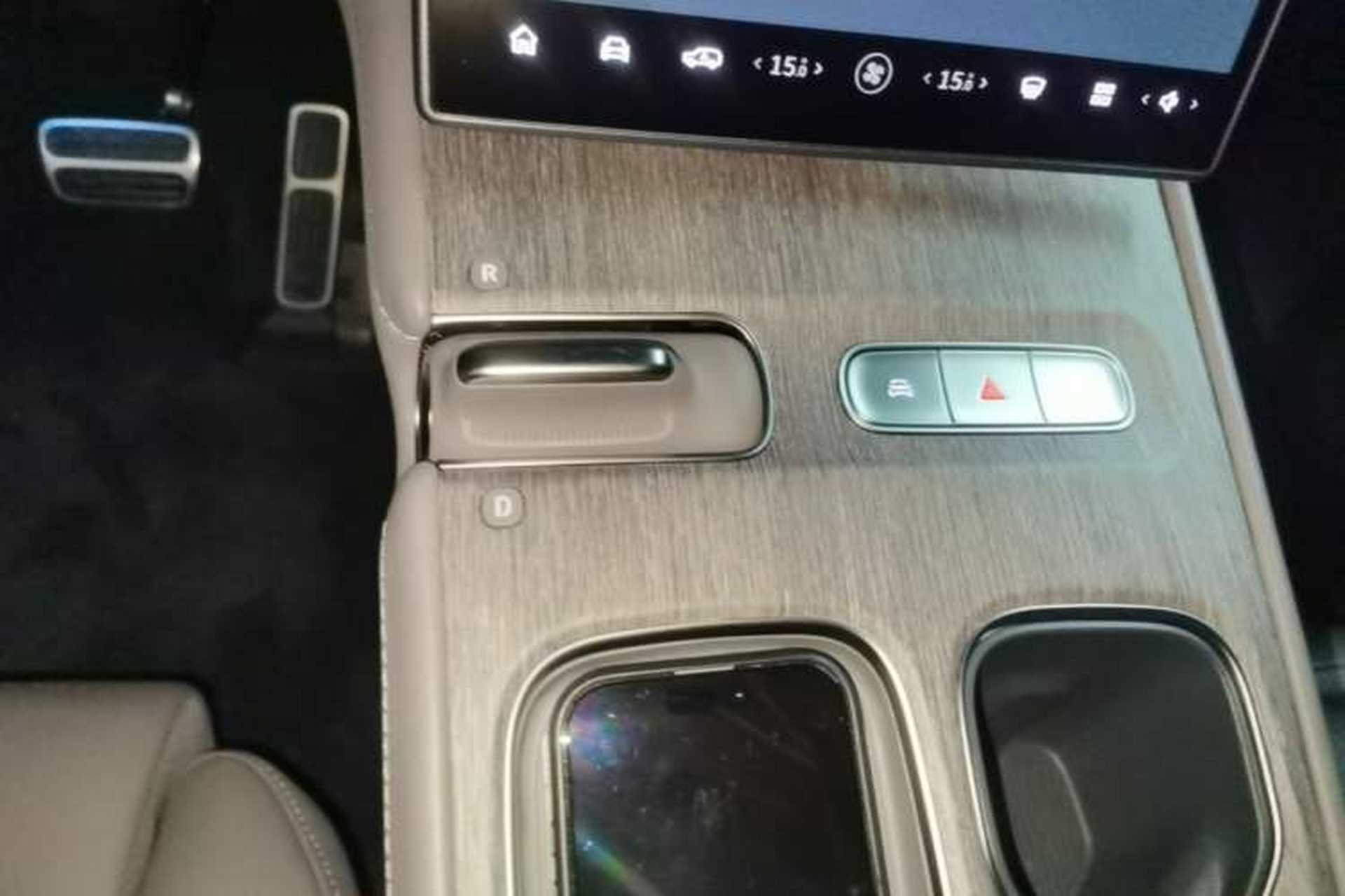 Used Nio ES7 2022 75 kWh Gear Lever