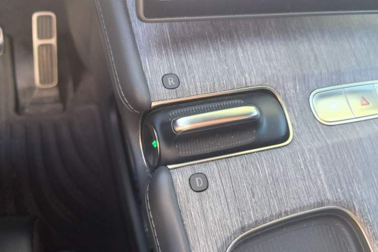 Used Nio ES7 2022 100kWh First Edition Gear Lever