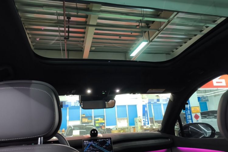 Used Nio ES7 2022 75 kWh Headliner