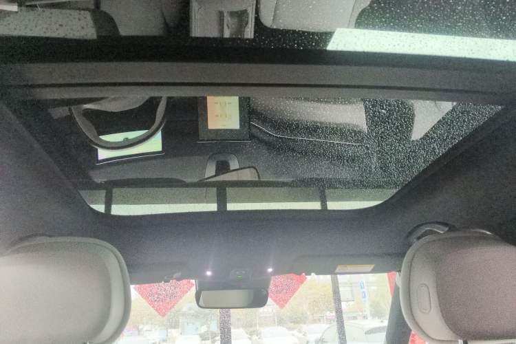 Used Nio ES7 2022 100 kWh Headliner