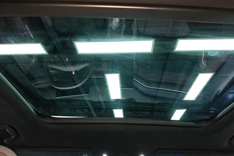Used Nio ES7 2022 75 kWh Headliner