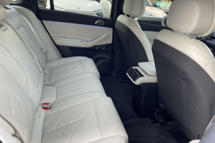 Used Nio ES7 2022 100kWh First Edition Interior 1