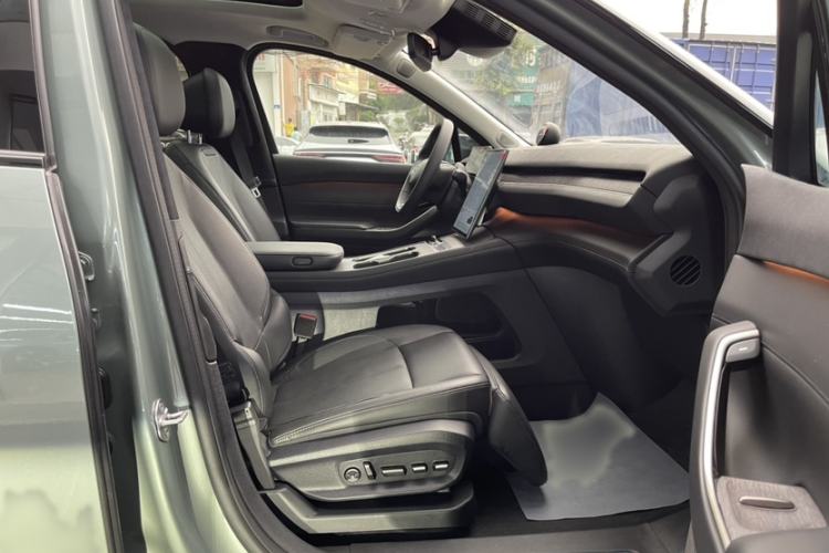 Used Nio ES7 2022 100 kWh Interior 1