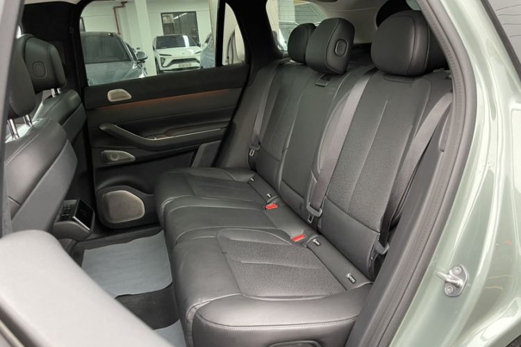 Used Nio ES7 2022 100 kWh Interior 10