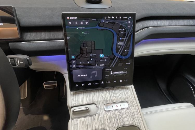 Used Nio ES7 2022 75 kWh Interior 11