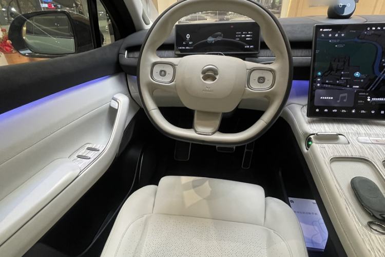 Used Nio ES7 2022 75 kWh Interior 13