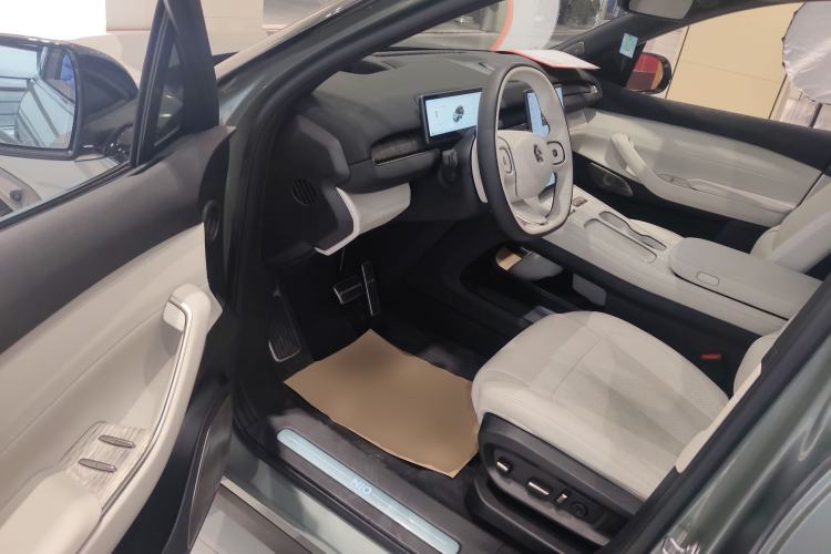 Used Nio ES7 2022 75 kWh Interior 3