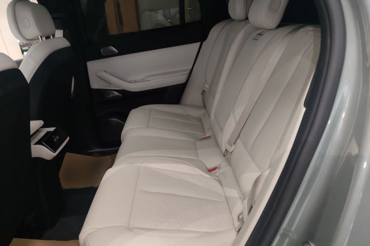 Used Nio ES7 2022 75 kWh Interior 4