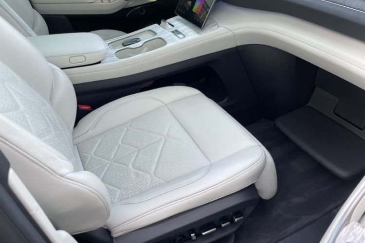 Used Nio ES7 2022 100kWh First Edition Interior 6
