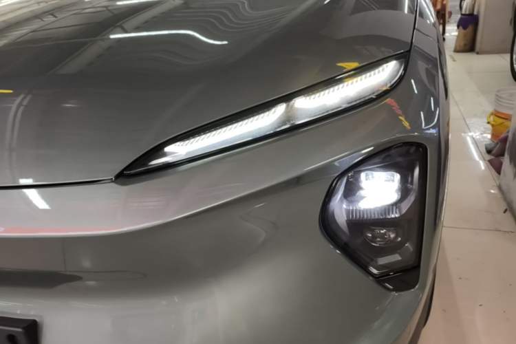 Used Nio ES7 2022 75 kWh Left Front Headlight