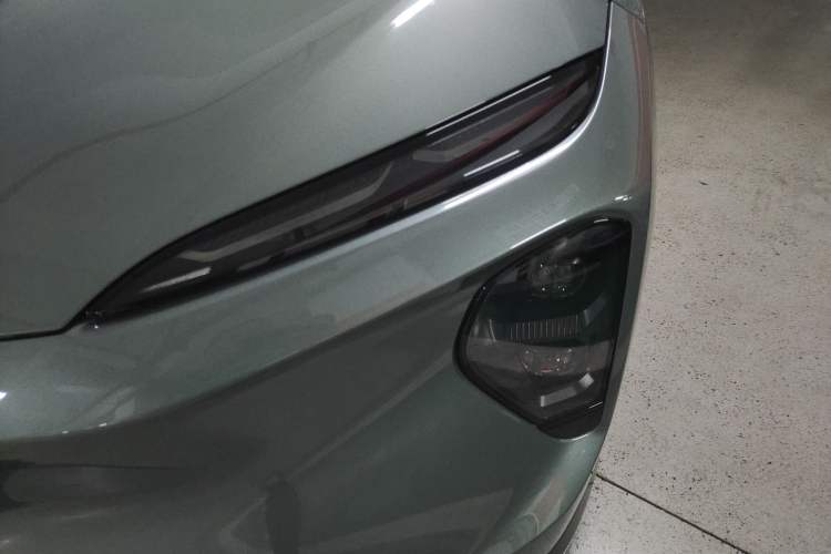 Used Nio ES7 2022 75 kWh Left Front Headlight