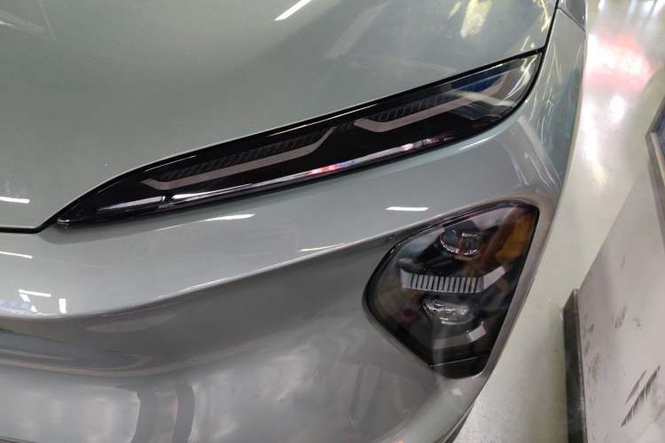 Used Nio ES7 2022 75 kWh Left Front Headlight