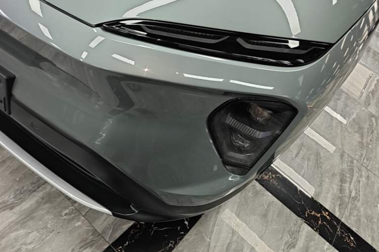 Used Nio ES7 2022 75 kWh Left Front Headlight