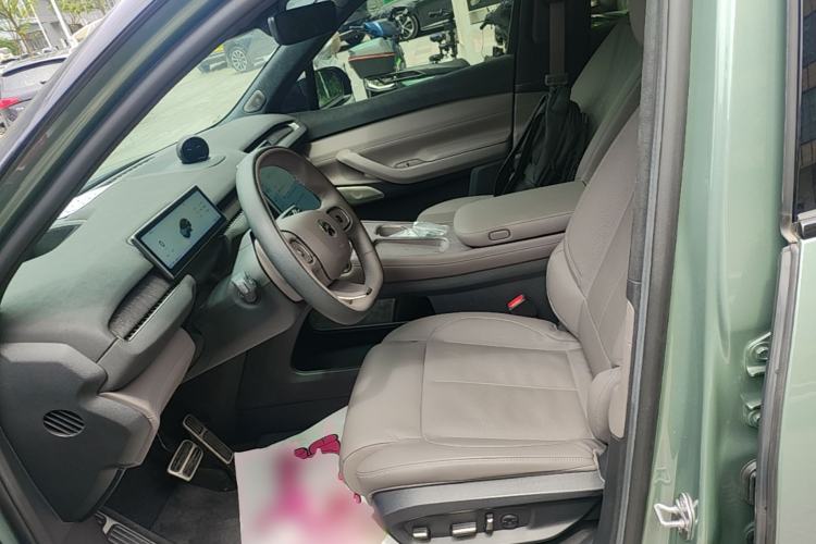 Used Nio ES7 2022 75 kWh Left Front Seat