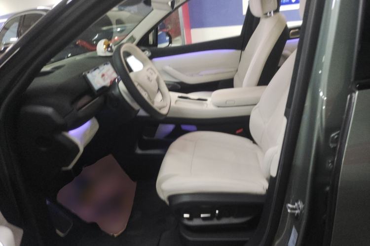 Used Nio ES7 2022 75 kWh Left Front Seat