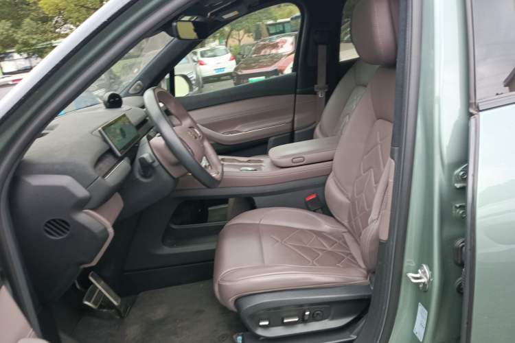 Used Nio ES7 2022 100kWh First Edition Left Front Seat