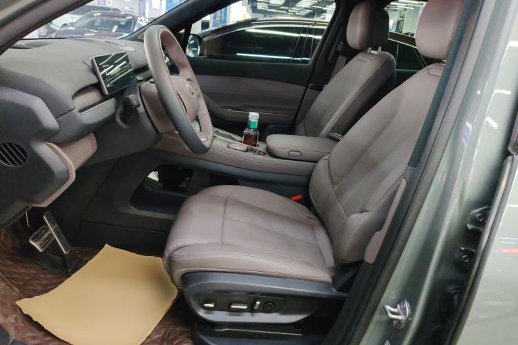 Used Nio ES7 2022 75 kWh Left Front Seat