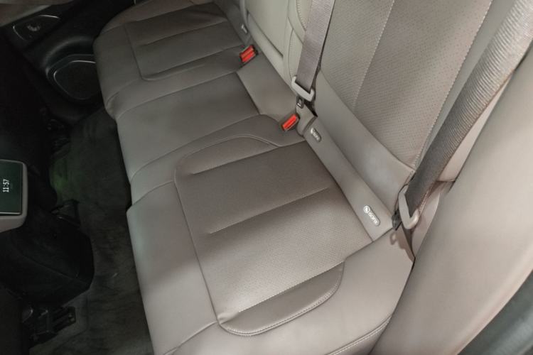 Used Nio ES7 2022 75 kWh Left Rear Seat