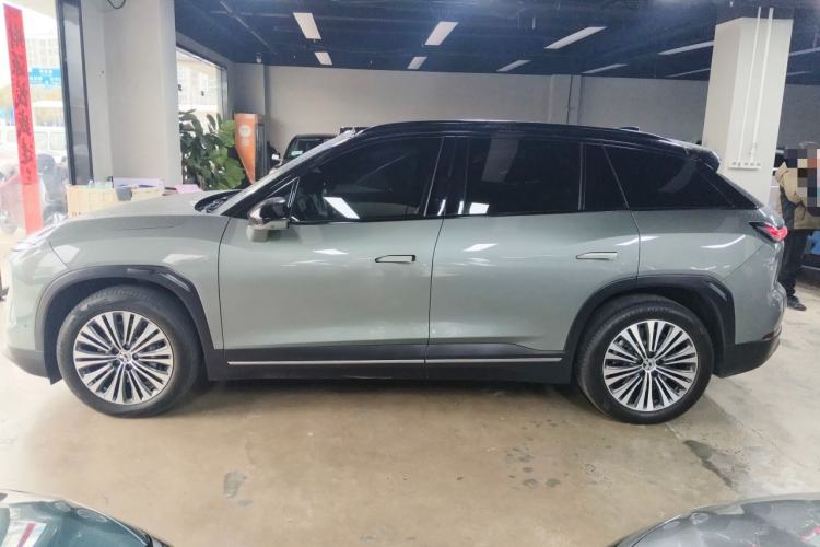 Used Nio ES7 2022 100 kWh Left Side