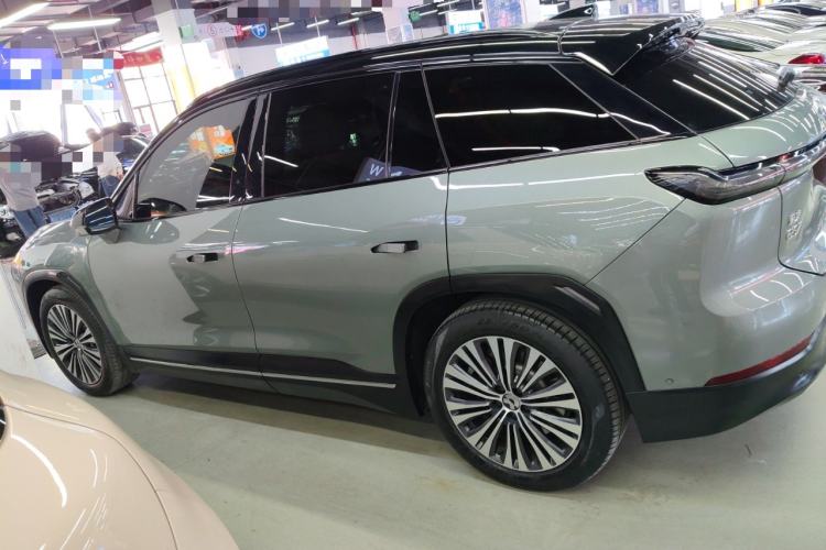 Used Nio ES7 2022 75 kWh Left Side