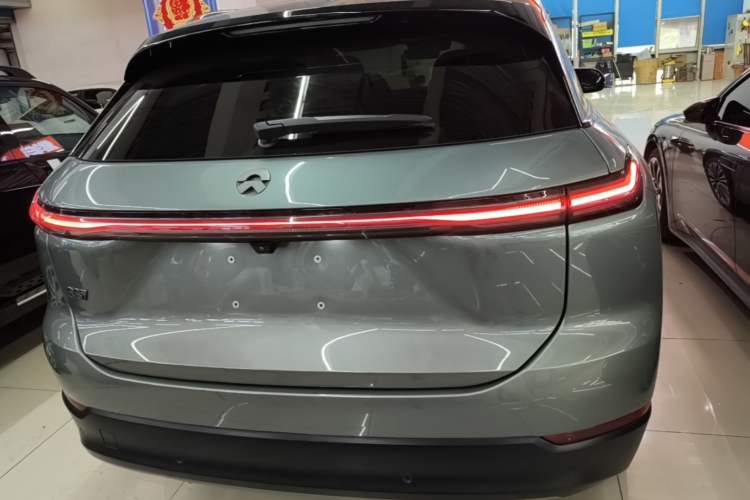 Used Nio ES7 2022 75 kWh Rear