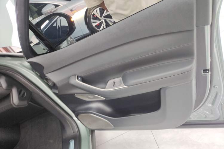 Used Nio ES7 2022 100kWh First Edition Right Front Door Interior