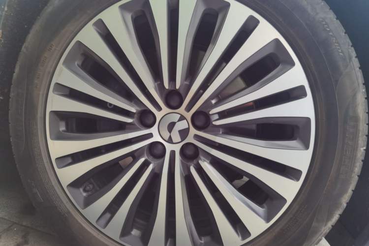 Used Nio ES7 2022 100kWh First Edition Right Front Wheel Hub