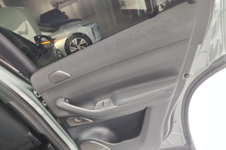 Used Nio ES7 2022 100kWh First Edition Right Rear Door Interior