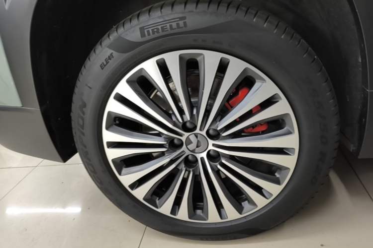 Used Nio ES7 2022 75 kWh Right Rear Wheel Hub