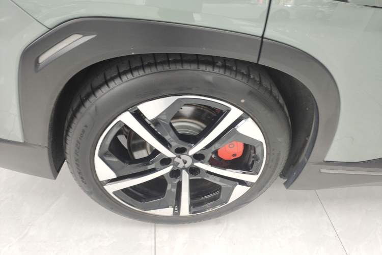 Used Nio ES7 2022 100kWh First Edition Right Rear Wheel Hub