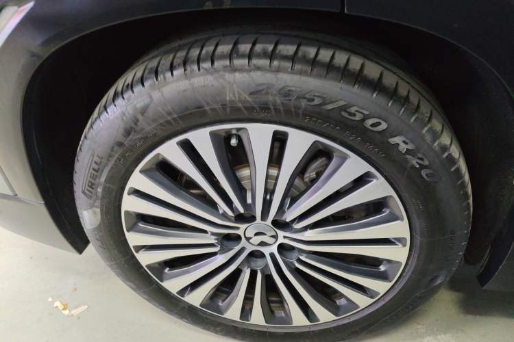 Used Nio ES7 2022 75 kWh Right Rear Wheel Hub